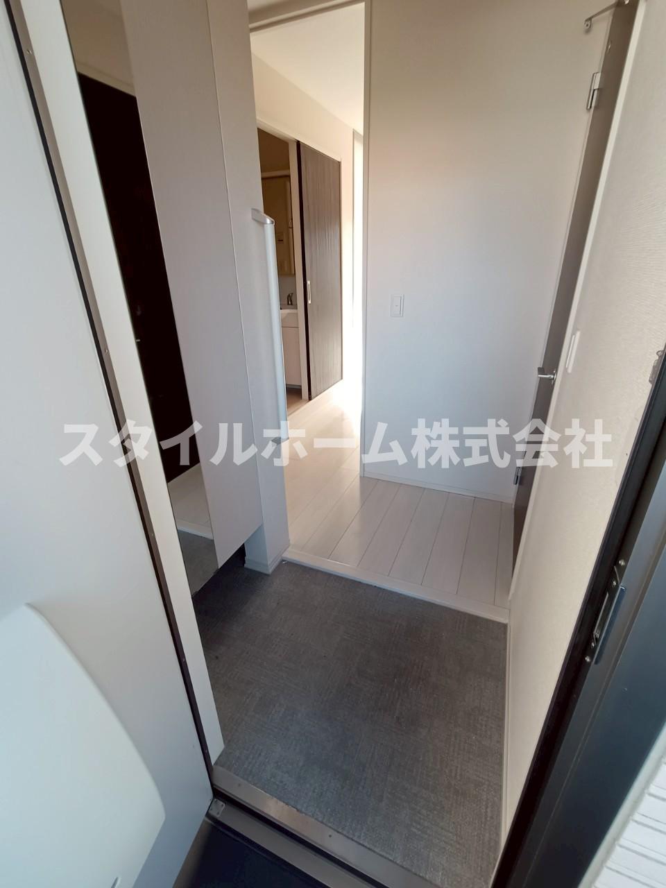 玄関　同建物内別部屋の写真です。