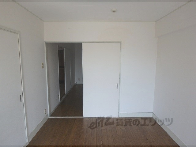 居室・リビング　洋室