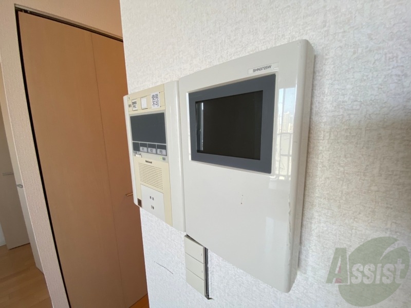 セキュリティ　インターホンは通話ができるので急な訪問があっても安心です。