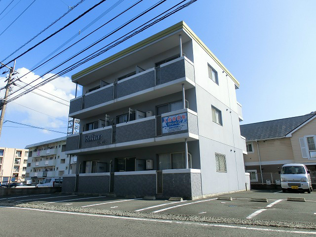 建物外観　ラフィーネ外観です！