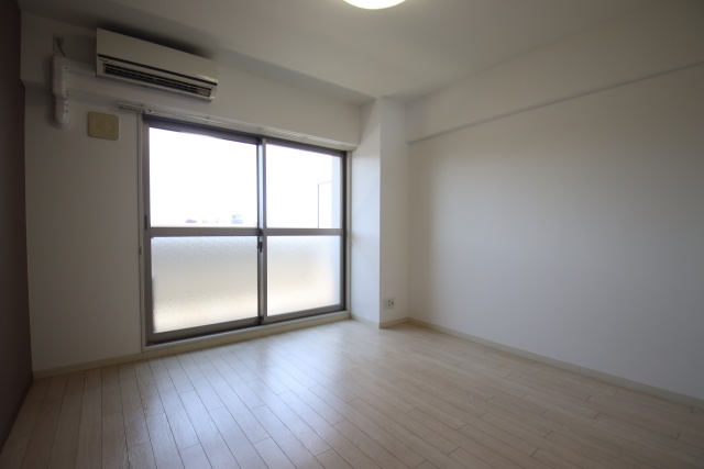 居室・リビング　※別室の参考写真の為、現況優先です。