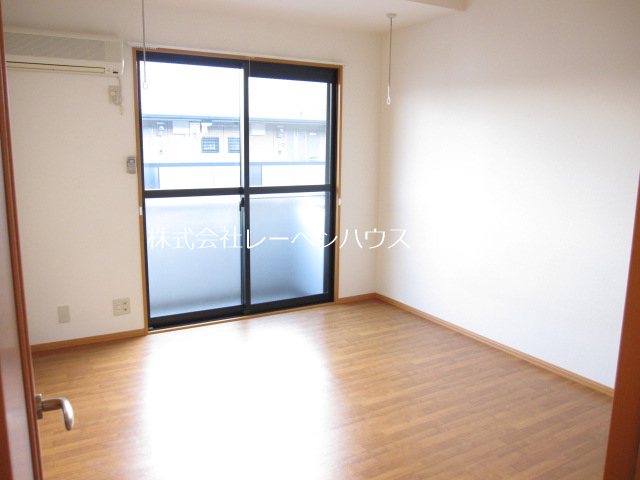 居室・リビング　レーベンハウス北本店へ　048-590-5757