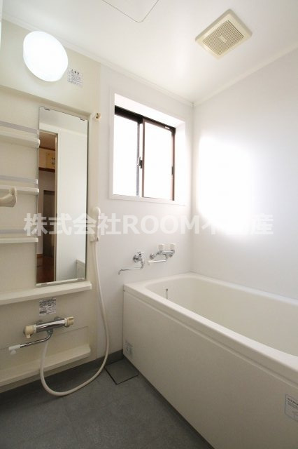 バス・シャワールーム　日々の暮らしに欠かせないお風呂です