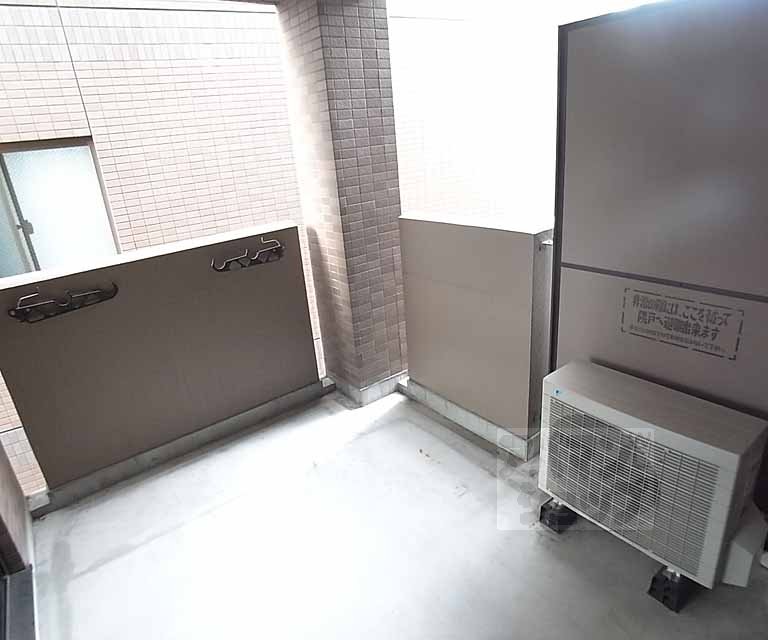 バルコニー　広いベランダです。