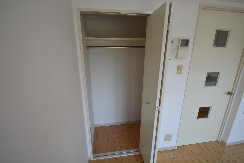 収納　クローゼット