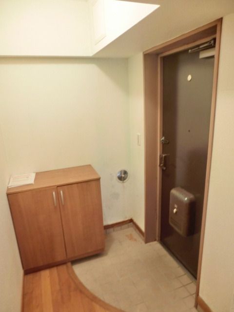 玄関　広めの玄関です。