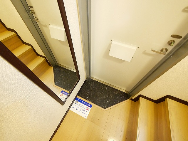 玄関　落ち着いた玄関です