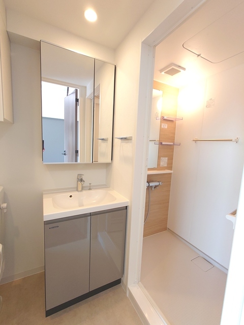洗面設備　※写真は同タイプ住戸です。