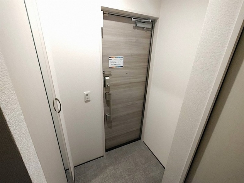 玄関　図面と現状に相違がある場合には現状を優先