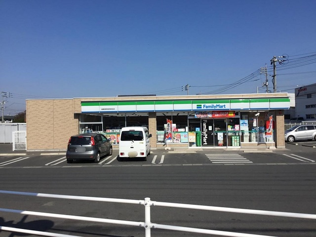 コンビニ　ファミリーマート西阿知町新田店（コンビニ）まで280m