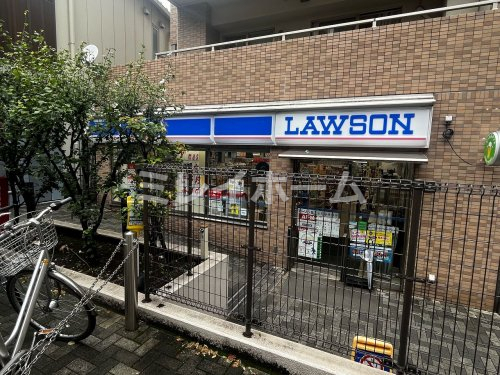 コンビニ　ローソン H京急立会川駅前店（コンビニ）まで155m