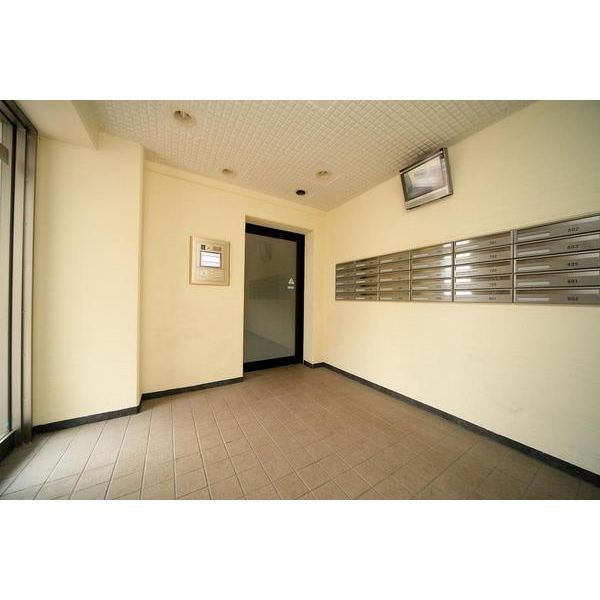 セキュリティ　セキュリティに配慮しオートロック設備採用です♪