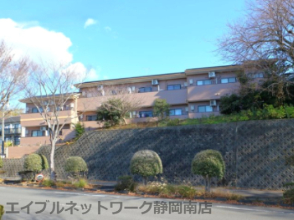 建物外観　外観は落ち着いています