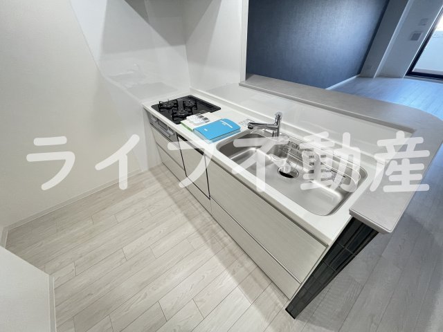 キッチン　コンパクトなキッチンで掃除もラクラク