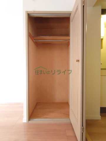 収納　リライフ下北沢店