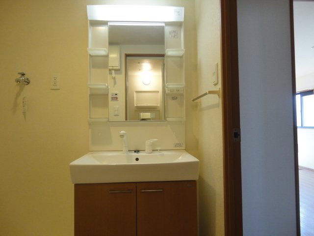 洗面設備　洗髪洗面化粧台（イメージ）