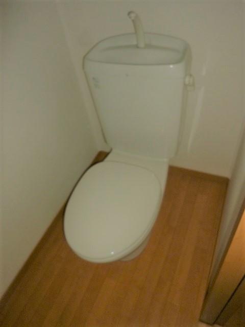 トイレ　シンプルで使いやすいトイレです