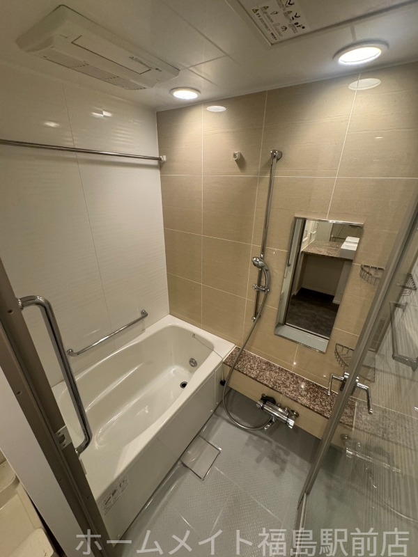 バス・シャワールーム