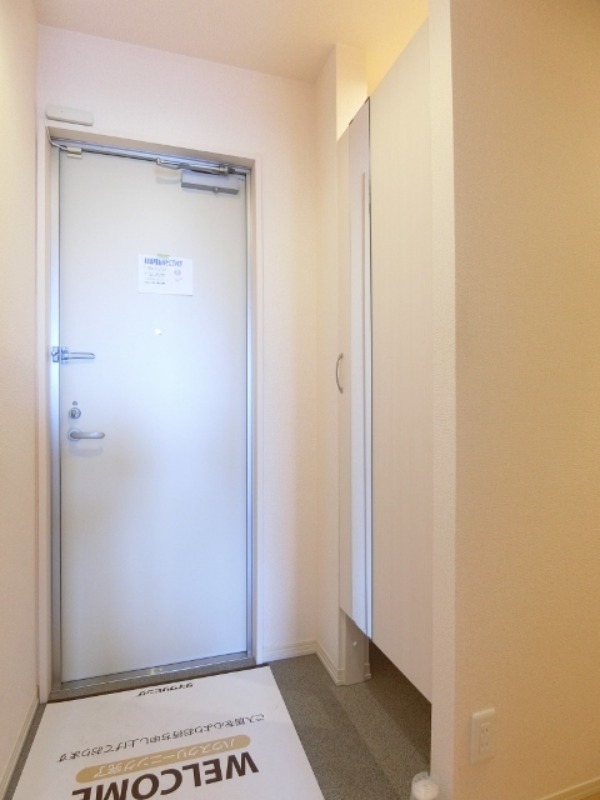 玄関　図面と現状に相違がある場合には現状を優先