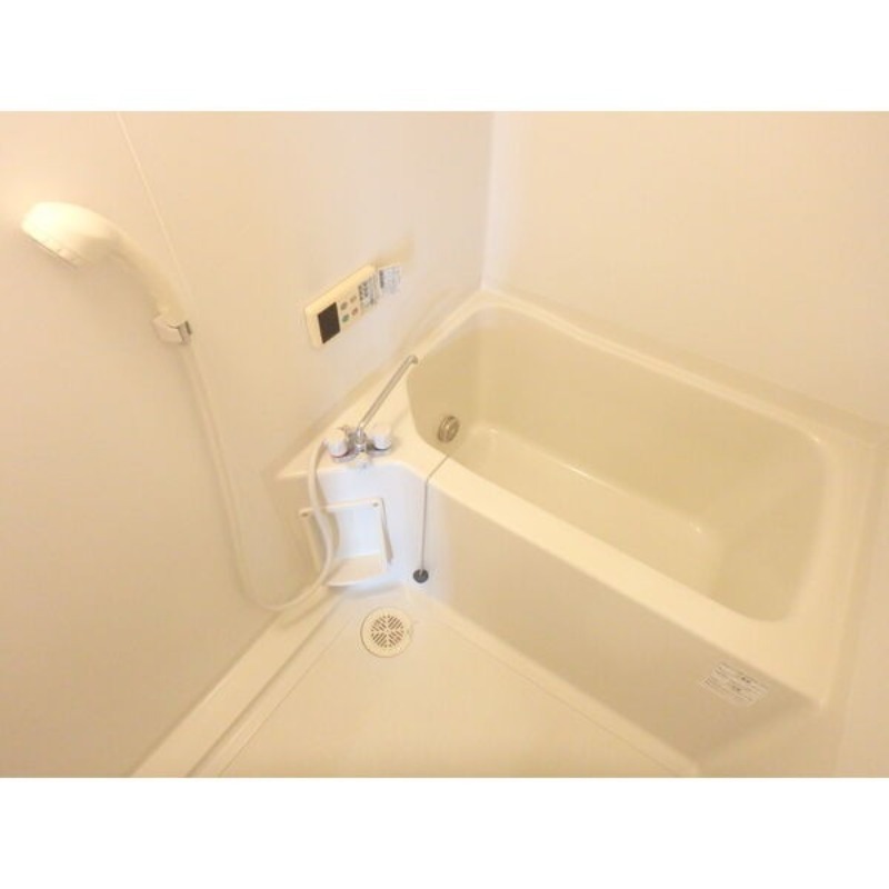 バス・シャワールーム　図面と現状に相違がある場合には現状を優先