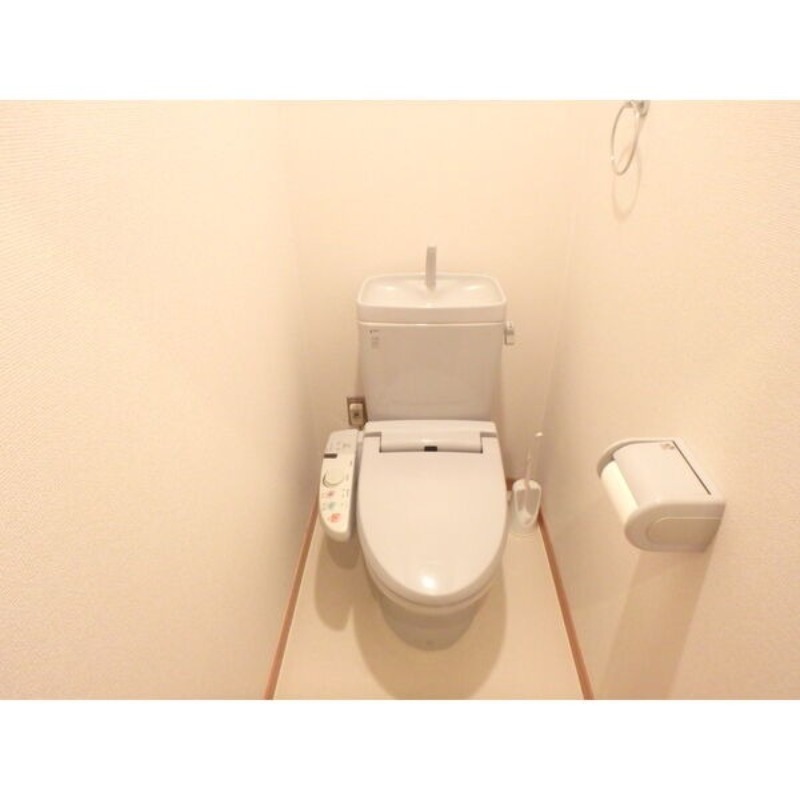 トイレ　図面と現状に相違がある場合には現状を優先