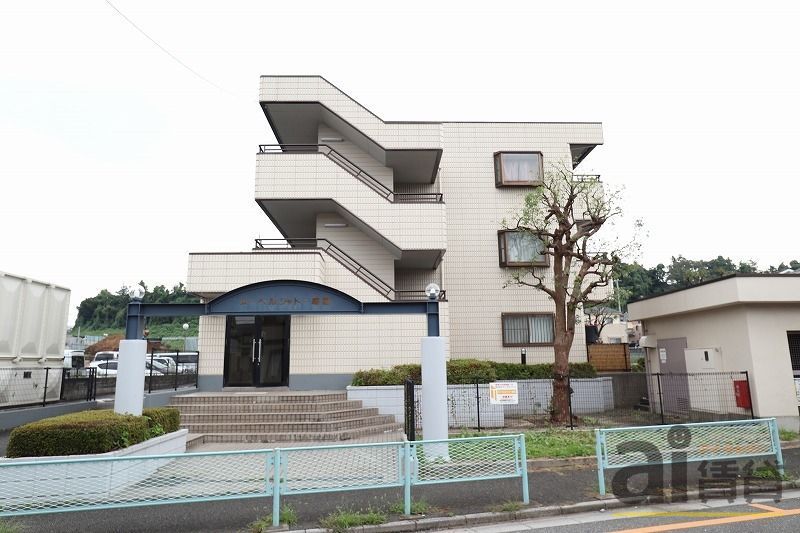 エントランス　外観