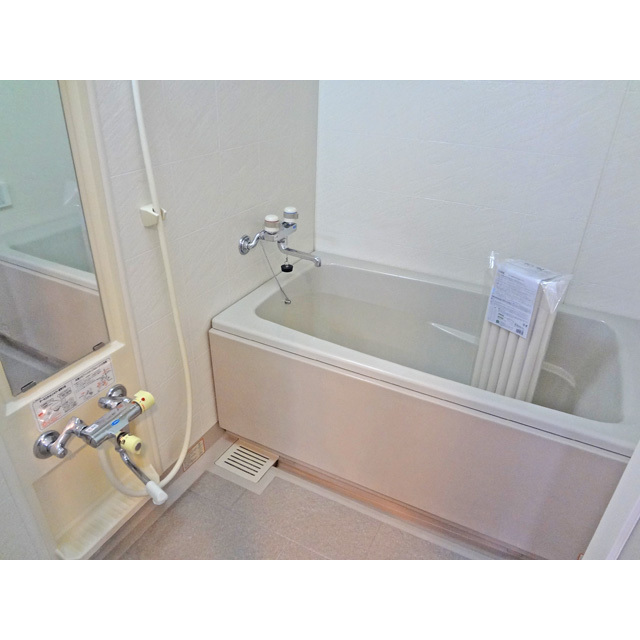 バス・シャワールーム　バス