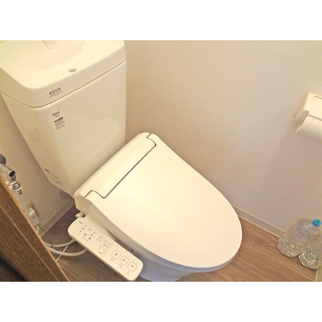 トイレ　トイレ