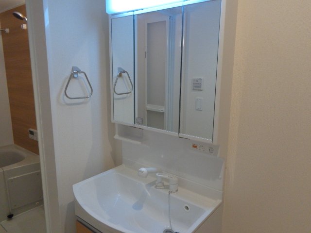 洗面設備　洗髪洗面化粧台