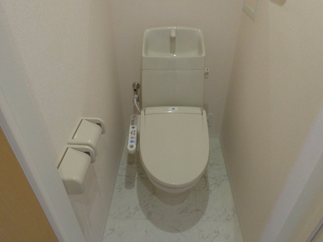 トイレ　シャワー付トイレ