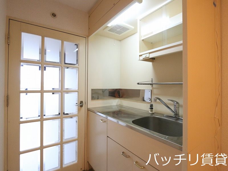 キッチン　別号室イメージの為、現状を優先致します。