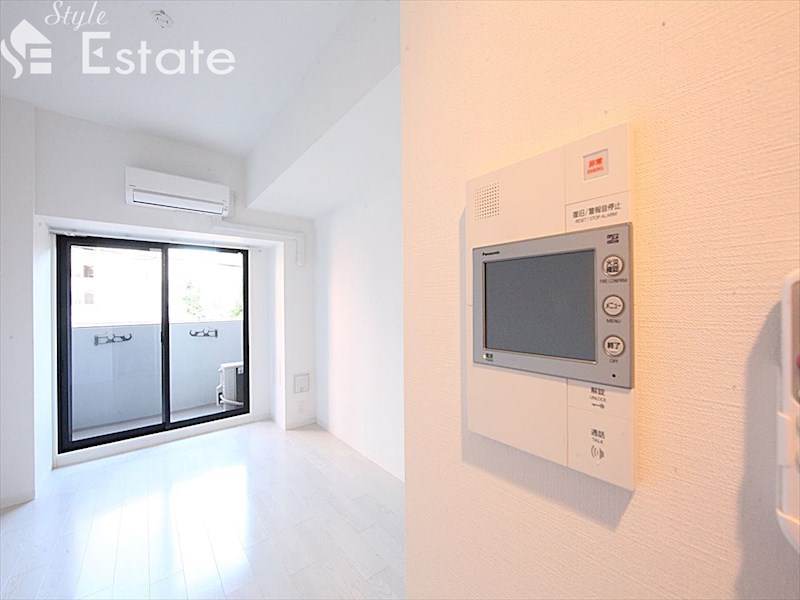 セキュリティ　モニター付きインターホン