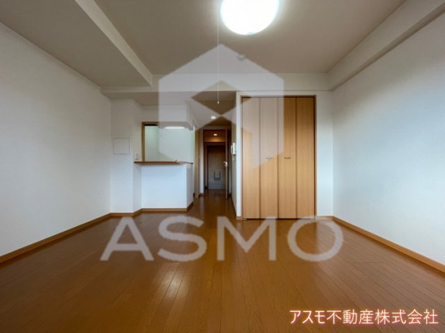 居室・リビング　同マンション別部屋　参考写真