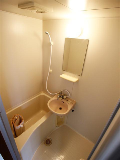 バス・シャワールーム　松山市道後緑台　道後緑台ハイツ　浴室