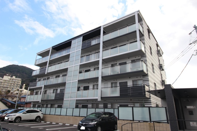 建物外観　オートロックセキュリティ＆宅配ボックス付き！