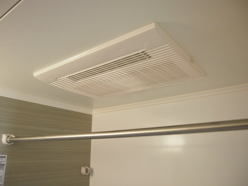 バス・シャワールーム　浴室乾燥機