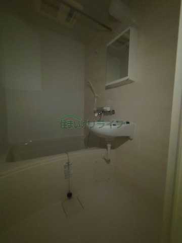 バス・シャワールーム　別階層の参考写真になります。