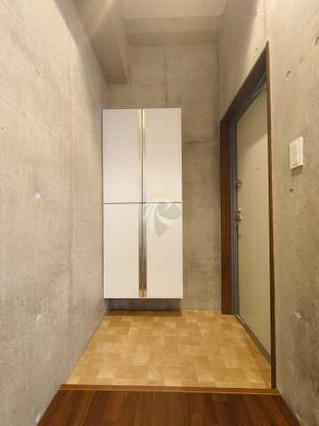 玄関　ラシクラス目白通り