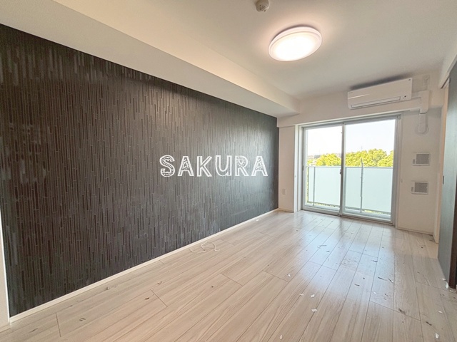 居室・リビング　使いやすい形の為、レイアウトを楽しめます♪