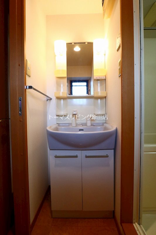 洗面設備　402号室写真