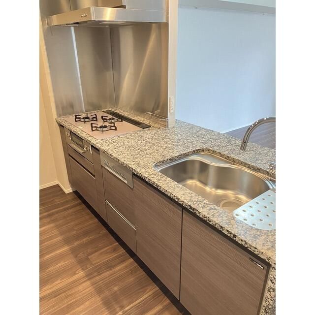 キッチン　※別部屋参考写真