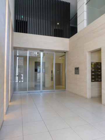 エントランス　エントランス