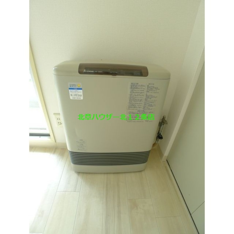 その他設備　ガス暖房