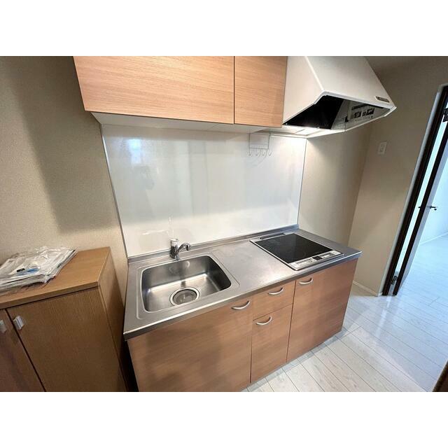 キッチン　別部屋参考写真です