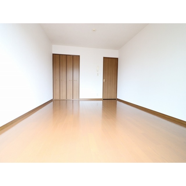 居室・リビング　※他のお部屋の参考写真です