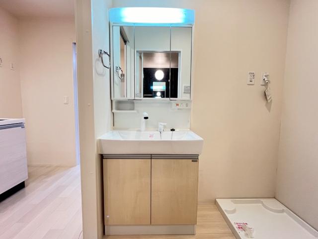 洗面設備　洗髪洗面化粧台