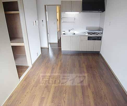 キッチン　コンロ付きのシステムキッチン