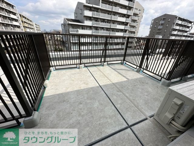 バルコニー　庭