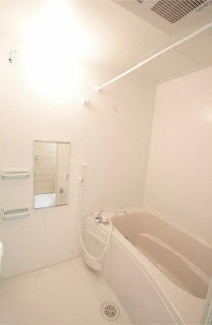 バス・シャワールーム　バスルーム