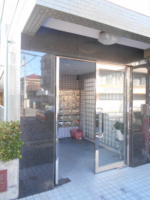 エントランス　★建物入口★